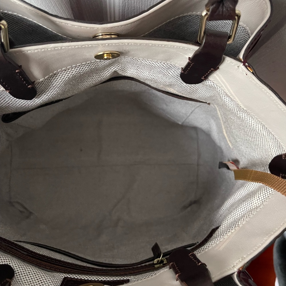 Dooney and bourke satchel - Picture 6 of 11